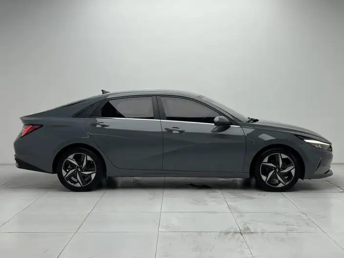 Hyundai Ioniq 2022 Model 1.5L CVT LUX Premium Edition – фото 8