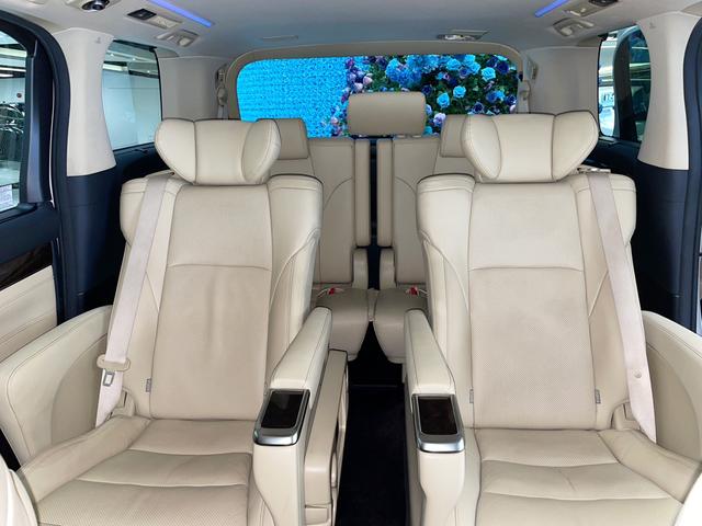 El f a Модель 2019 года Hybrid 2.5L Deluxe Edition – фото 21