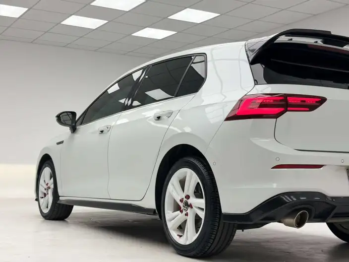 Volkswagen Golf 2021 Model 280TSI DSG R-Line – фото 9