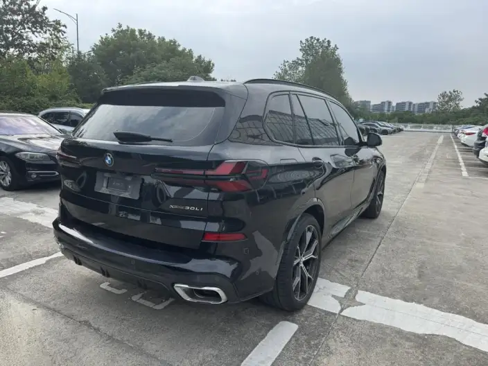 BMW X5 2025 Model xDrive30Li M Sports Night Set – фото 5