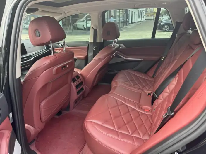 BMW X5 2025 Model xDrive30Li M Sports Night Set – фото 10
