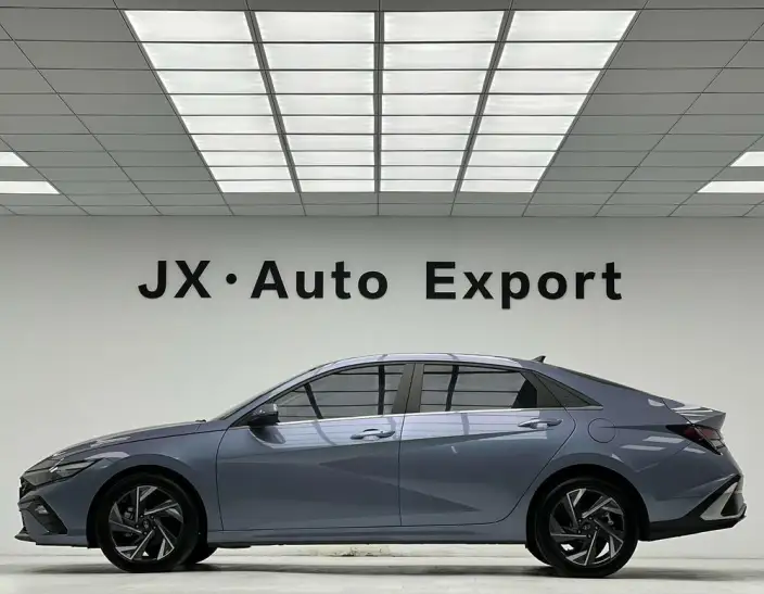 Hyundai Ioniq 2023 Model 1.5L CVT GLX Elite Edition – фото 4