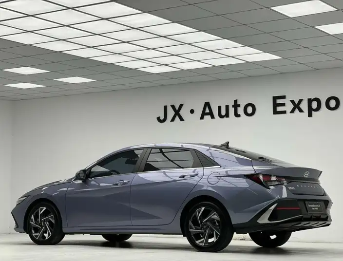 Hyundai Ioniq 2023 Model 1.5L CVT GLX Elite Edition – фото 5