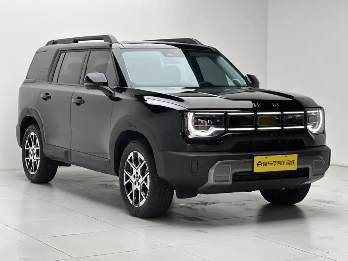 BAIC BJ30 2026 Model Traveler 1.5T DCT Advanced version