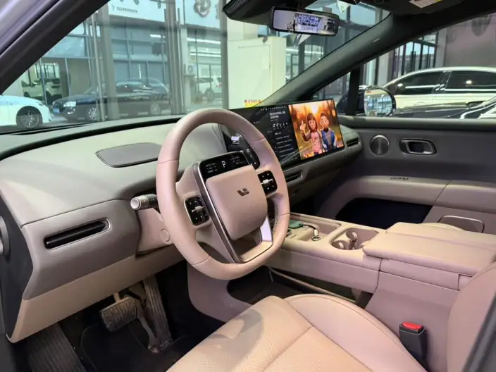 Li Auto i6 2025 Model 4WD Standard Edition – фото 8