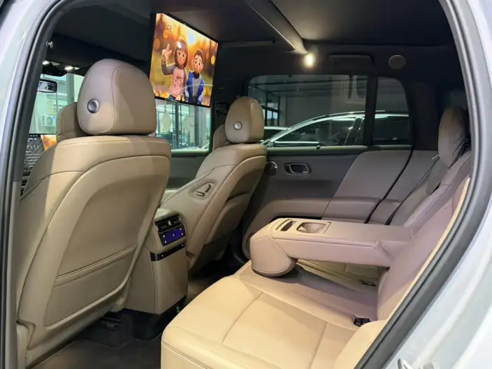 Li Auto i6 2025 Model 4WD Standard Edition – фото 9