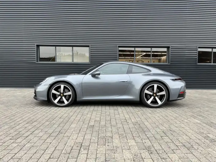 PORSCHE 911 2025 Model Carrera 3.0T – фото 3