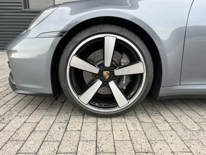 PORSCHE 911 2025 Model Carrera 3.0T – фото 9