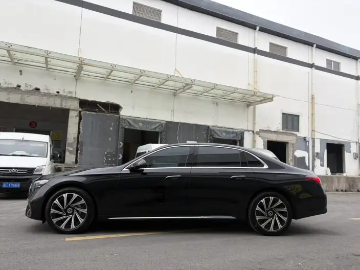 Mercedes-Benz E-Class 2025 Model E 300 L Luxury Model sedan – фото 4