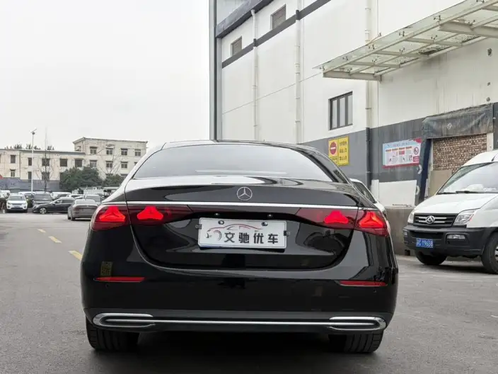 Mercedes-Benz E-Class 2025 Model E 300 L Luxury Model sedan – фото 6