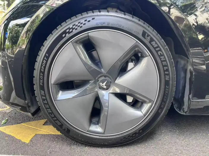 Model 3 2020 Model Facelift Long Battery Life Pro Rear-wheel drive version – фото 7
