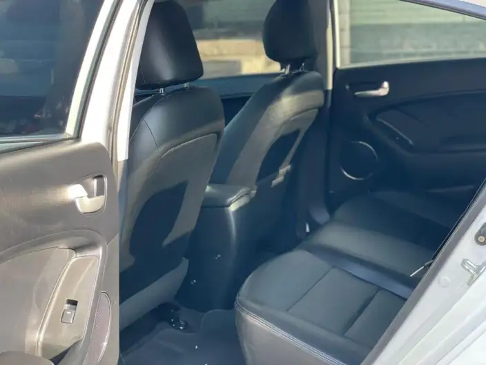 Chevrolet Corolla 2020 Model 320 Automatic Yuexiang Edition – фото 9