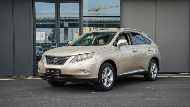 Lexus RX Classic 2011 модификация 270 Deluxe Edition