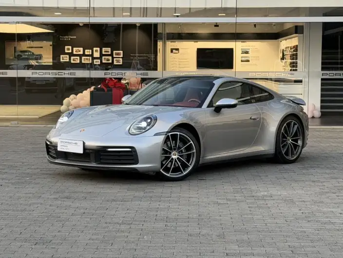 PORSCHE 911 2022 Model Carrera 4 3.0T – фото 1