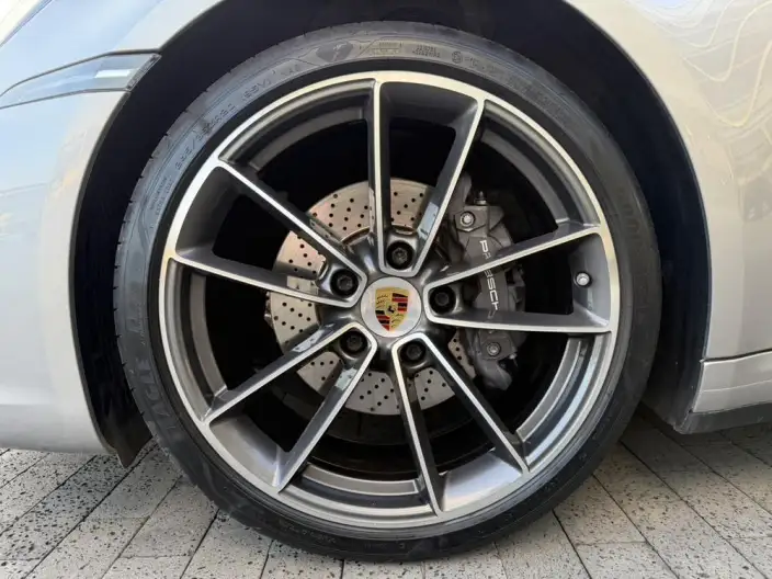 PORSCHE 911 2022 Model Carrera 4 3.0T – фото 6