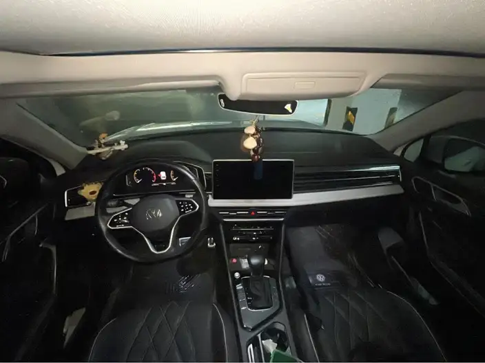 Volkswagen Tiguan L 2022 Model 330TSI Automatic 2WD R-Line Enjoy the version more – фото 5