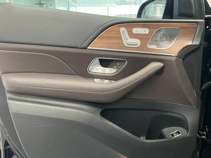 Mercedes-Benz GLS 2022 Model Facelift II GLS 450 4MATIC Luxury Model – фото 5