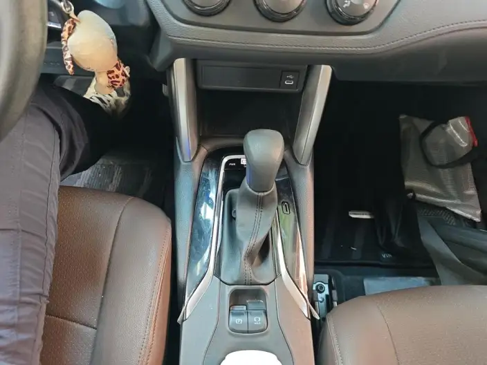 Toyota Corolla Cross 2024 Model 2.0L CVT Pioneer Edition – фото 9