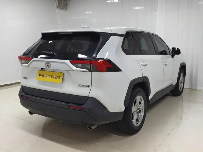 Toyota RAV4 2021 Model 2.0L CVT 2WD Urban Edition – фото 7