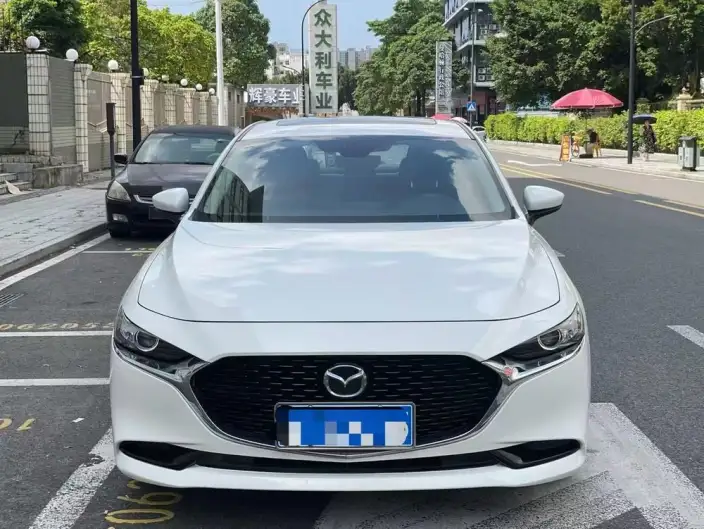 Mazda3 Axela 2021 Model 2.0L Automatic Zhi Shine Edition – фото 2