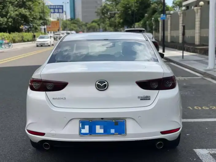 Mazda3 Axela 2021 Model 2.0L Automatic Zhi Shine Edition – фото 5