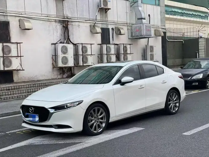 Mazda3 Axela 2021 Model 2.0L Automatic Zhi Shine Edition – фото 10