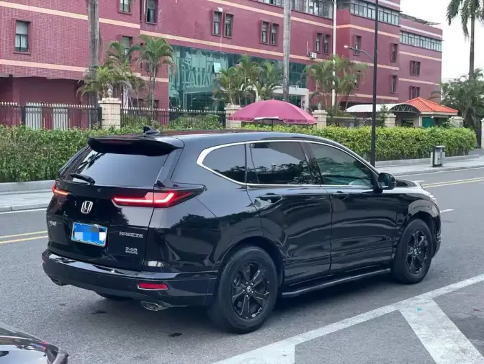 Honda BREEZE 2021 Model 240TURBO CVT 2WD Premium Edition – фото 6
