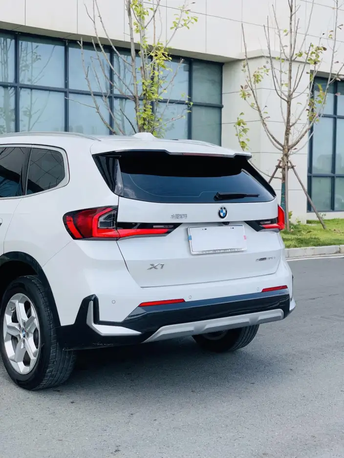 BMW X1 2023 Model sDrive20Li X Design Set – фото 8
