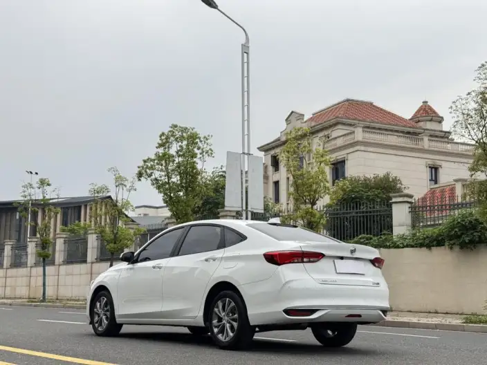 Buick Verano 2023 Model Pro 533T Lexiang Edition – фото 4