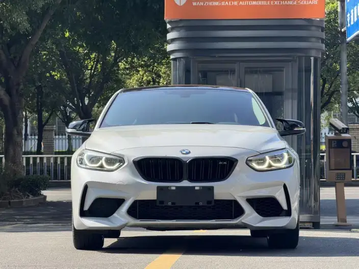 BMW 1 Series 2021 Model 125i M Sports Night Edition – фото 2