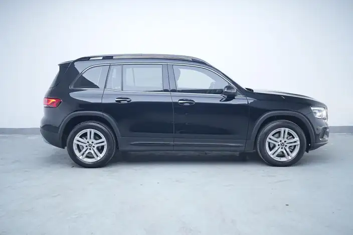 Mercedes-Benz GLB 2023 Model GLB 220 Dynamic Model – фото 8
