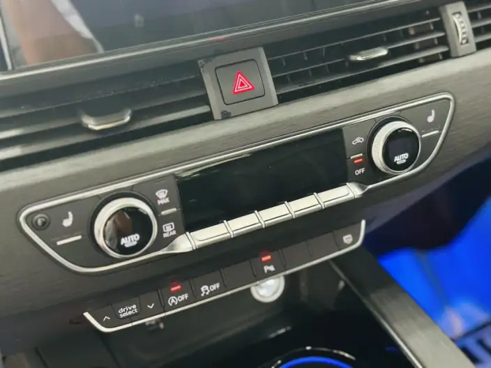 Audi A4 L 2023 Model 40 TFSI Luxury Dynamic Model – фото 8
