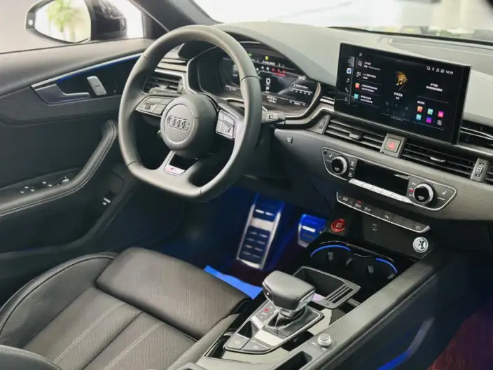 Audi A4 L 2023 Model 40 TFSI Luxury Dynamic Model – фото 10
