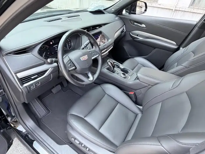 Cadillac XT4 2020 Model 28T 2WD Leading Model – фото 9