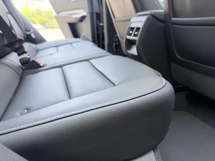 Cadillac XT4 2020 Model 28T 2WD Leading Model – фото 10