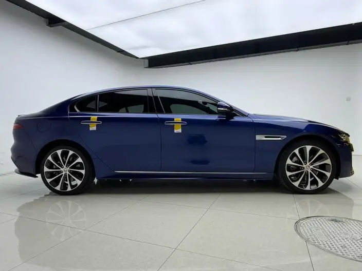 Jaguar XE L 2021 Model 2.0T 250PS R-DYNAMIC SE Technology Edition Sports Edition – фото 8