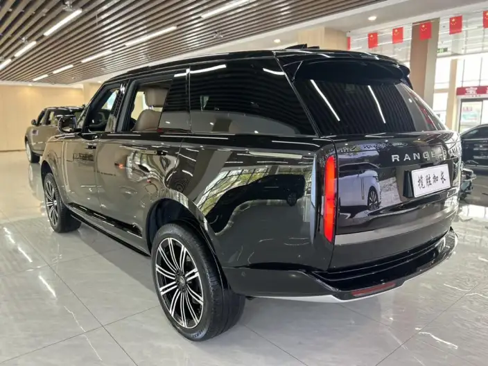 Range Rover 2023 Model 3.0 L6 400PS Shengshi VII seat Extended Edition – фото 3