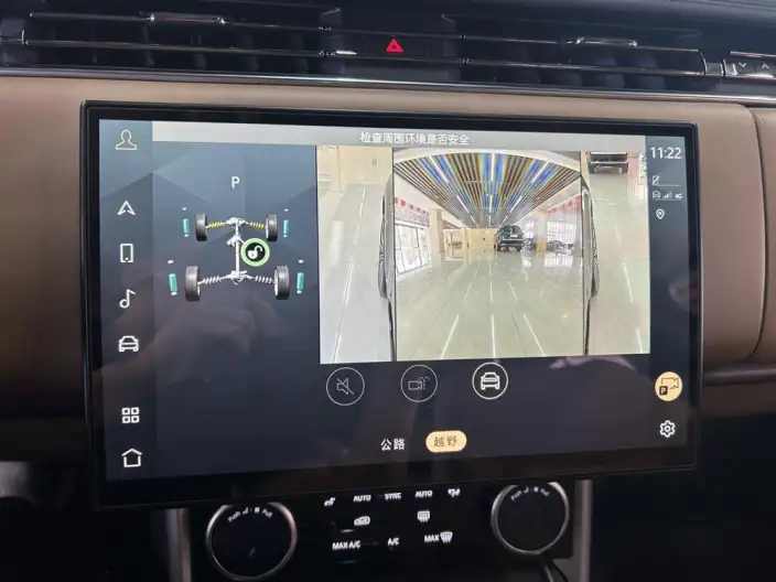 Range Rover 2023 Model 3.0 L6 400PS Shengshi VII seat Extended Edition – фото 9