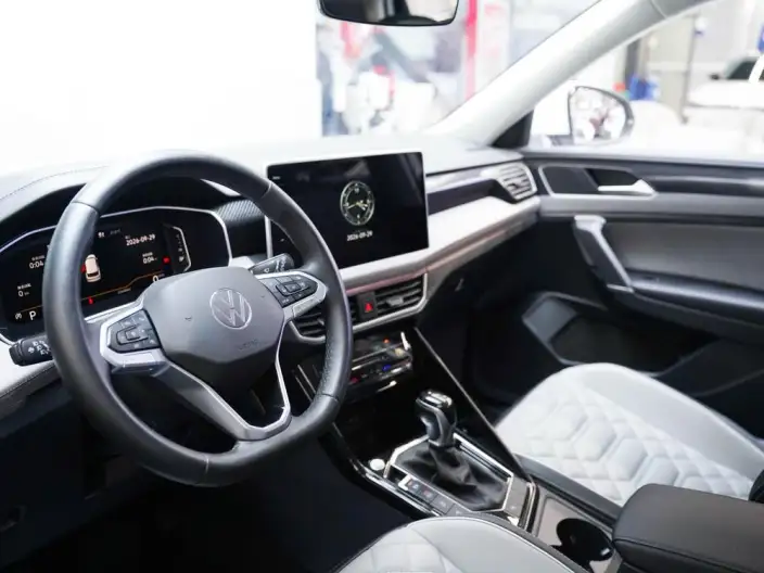 Volkswagen Tayron 2023 Model 330TSI 2WD Luxury Plus Advanced version – фото 7