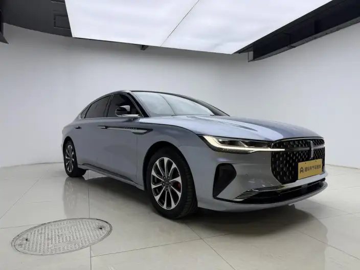 Lincoln Z 2022 Model i Xiang Exclusive Edition