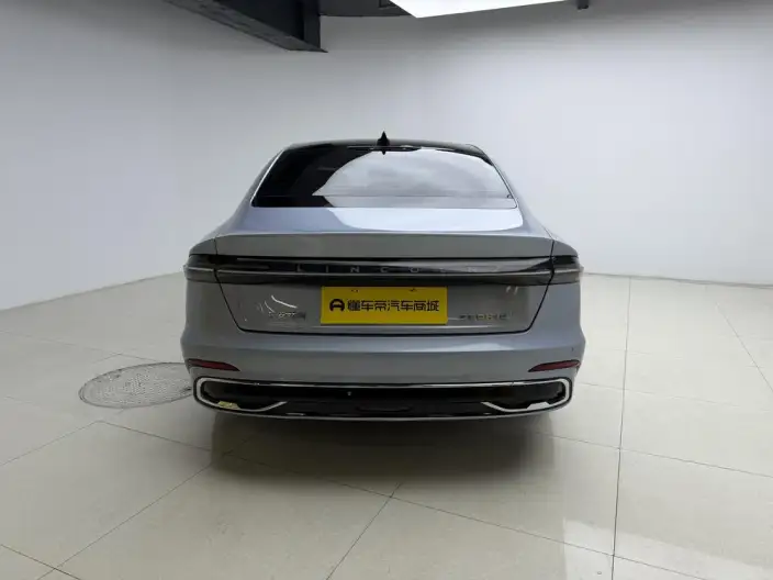 Lincoln Z 2022 Model i Xiang Exclusive Edition – фото 6