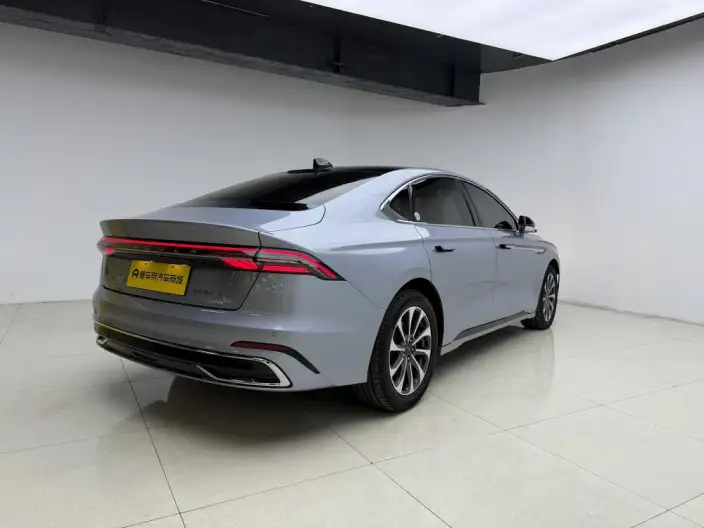 Lincoln Z 2022 Model i Xiang Exclusive Edition – фото 7