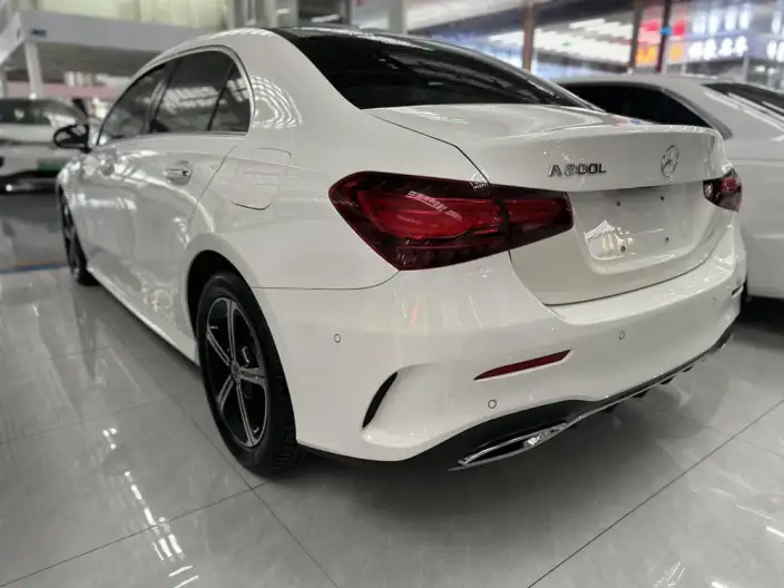 Mercedes-Benz A-class 2024 Model Facelift A 200 L Fashion Edition – фото 4