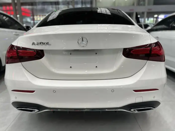 Mercedes-Benz A-class 2024 Model Facelift A 200 L Fashion Edition – фото 5