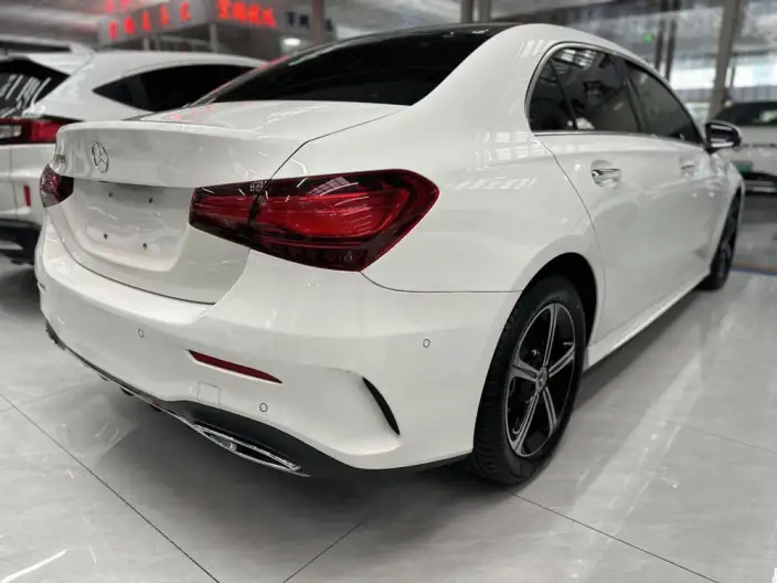 Mercedes-Benz A-class 2024 Model Facelift A 200 L Fashion Edition – фото 6