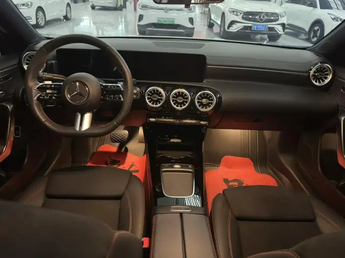 Mercedes-Benz A-class 2024 Model Facelift A 200 L Fashion Edition – фото 9