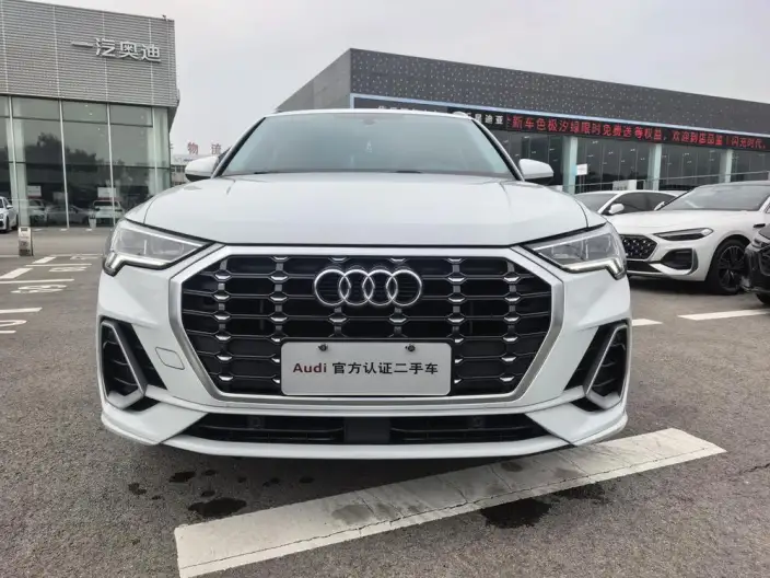 AUDI Q3 2022 Model 35 TFSI Fashion Dynamic Model – фото 2