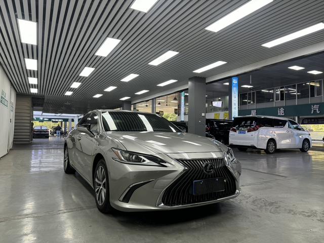 Lexus ES 2020 200 Excellence China VI – фото 3