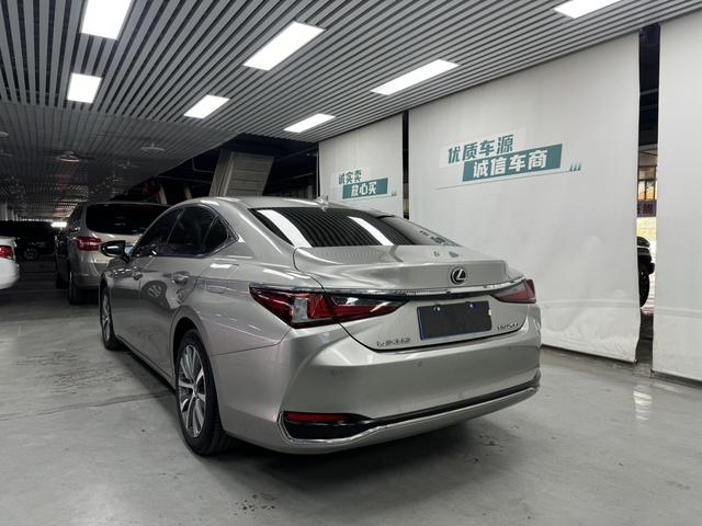 Lexus ES 2020 200 Excellence China VI – фото 5