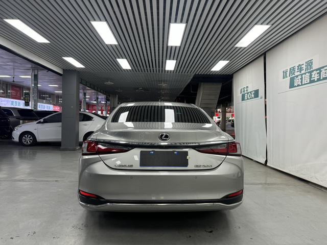 Lexus ES 2020 200 Excellence China VI – фото 6